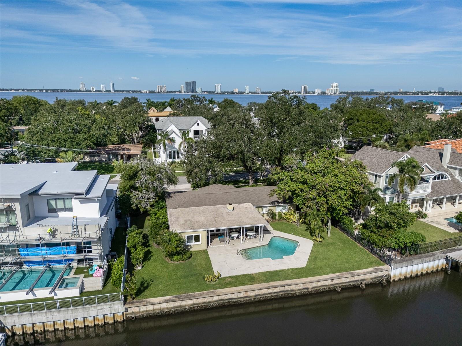 628 RIVIERA DR — photo 16