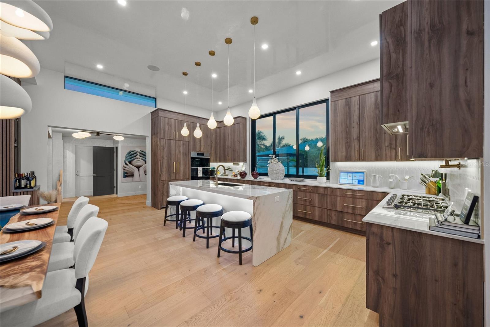 2149 HYDE PARK ST — photo 4