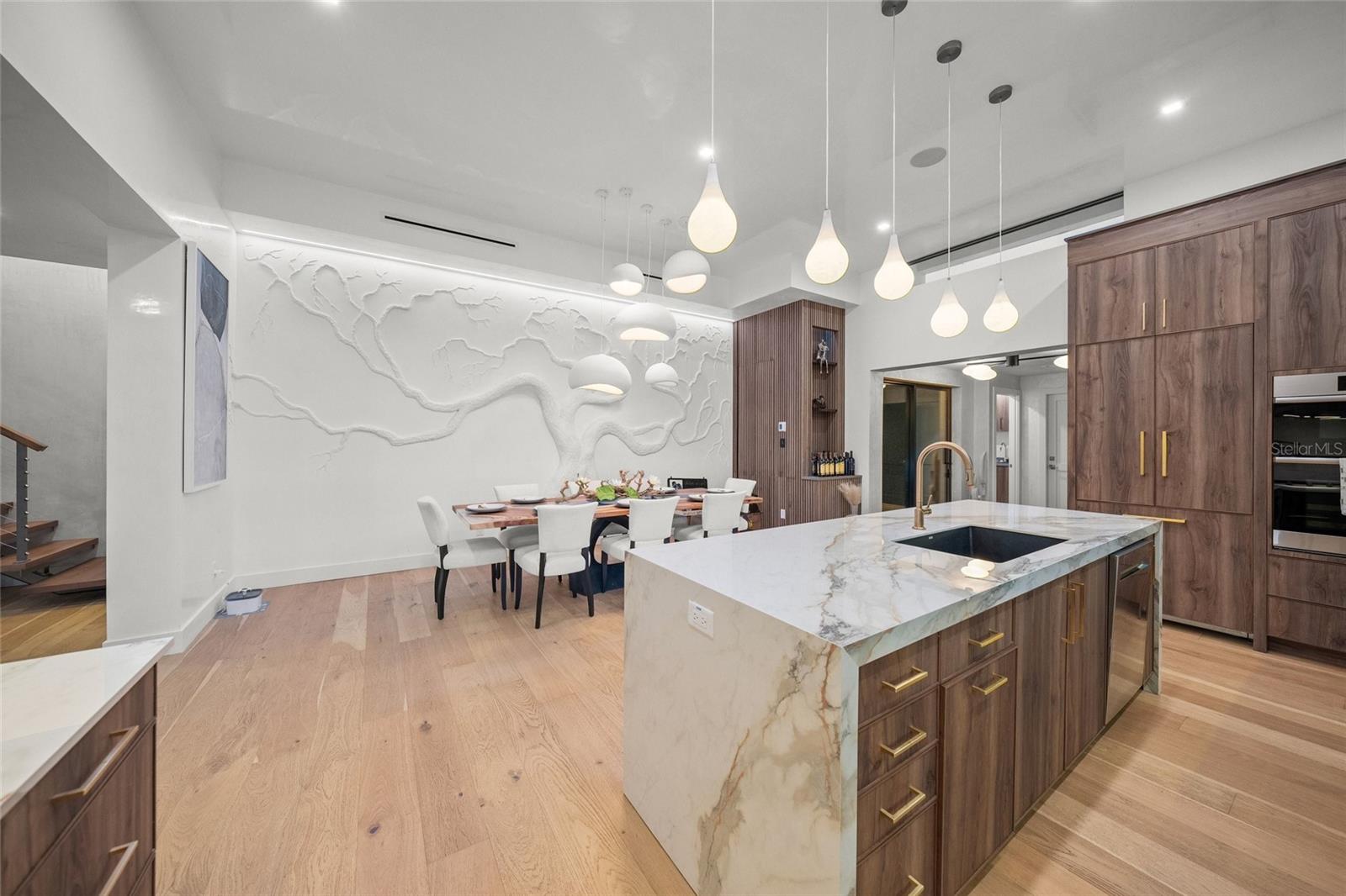 2149 HYDE PARK ST — photo 8