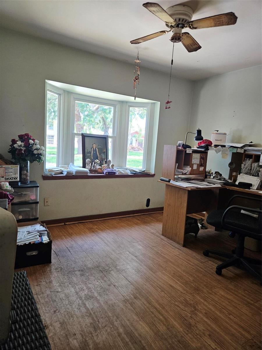 22335 SOUTHSHORE DR — photo 26