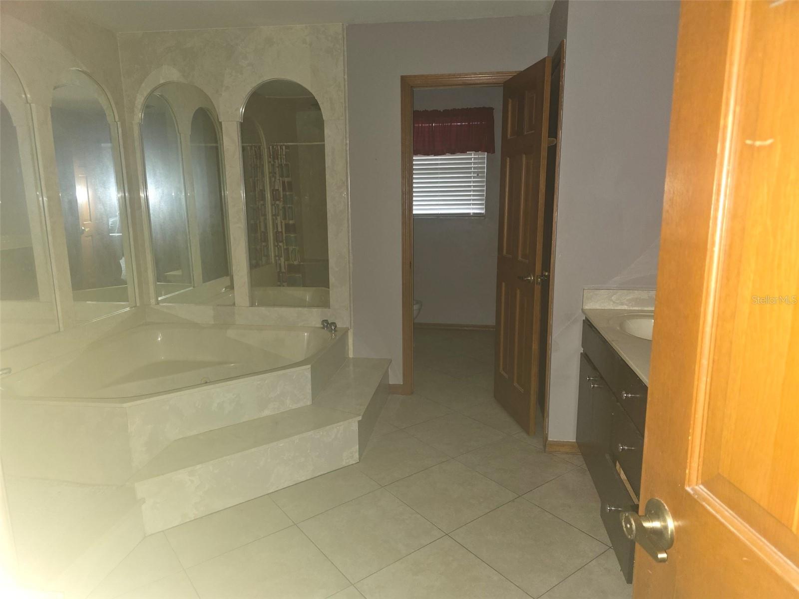 22335 SOUTHSHORE DR — photo 21