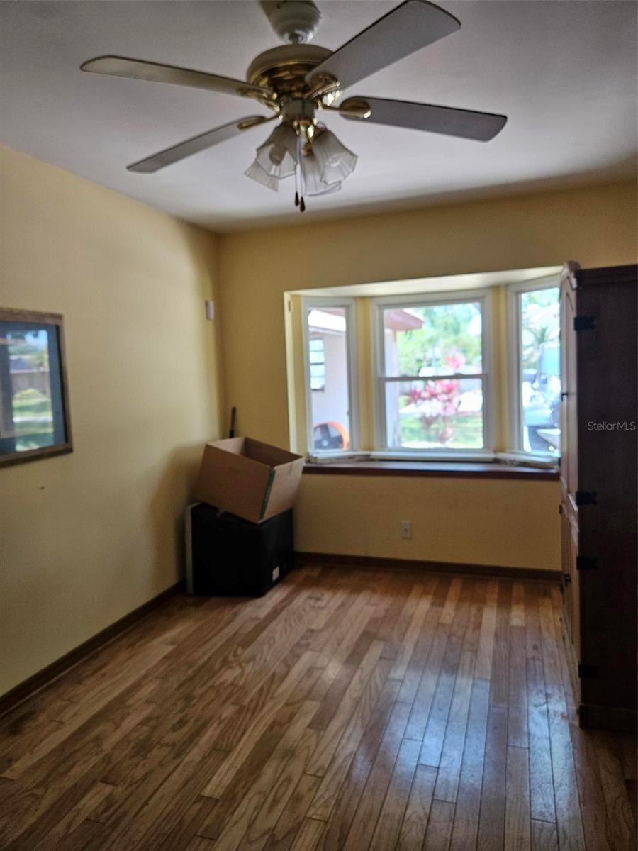 22335 SOUTHSHORE DR — photo 14