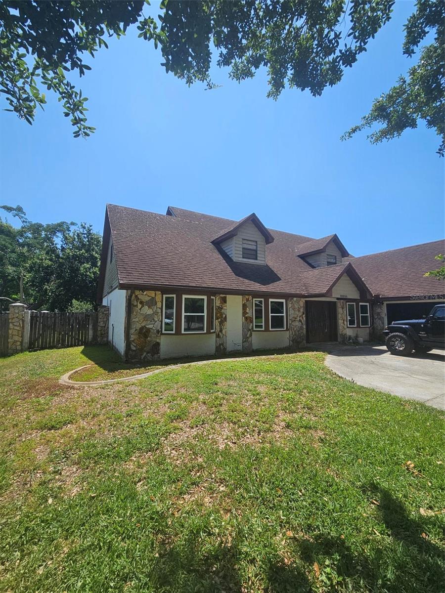 22335 SOUTHSHORE DR — photo 2