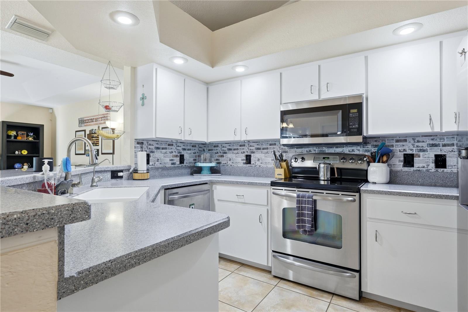 4732 FLINT DR — photo 21