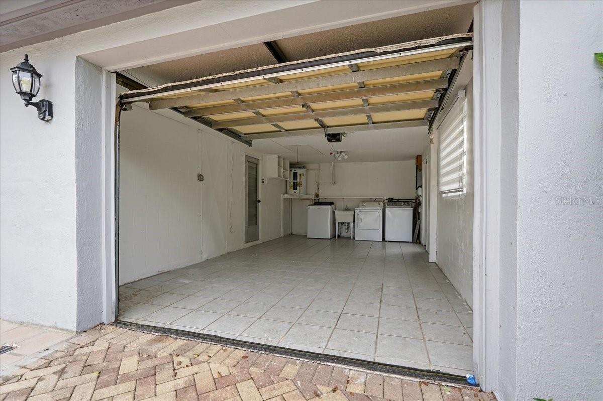 12404 COBBLE STONE DR — photo 33