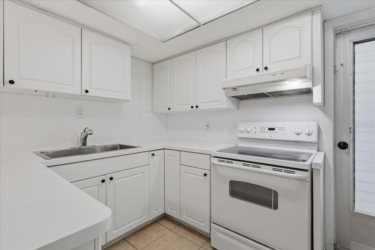 12404 COBBLE STONE DR — photo 14