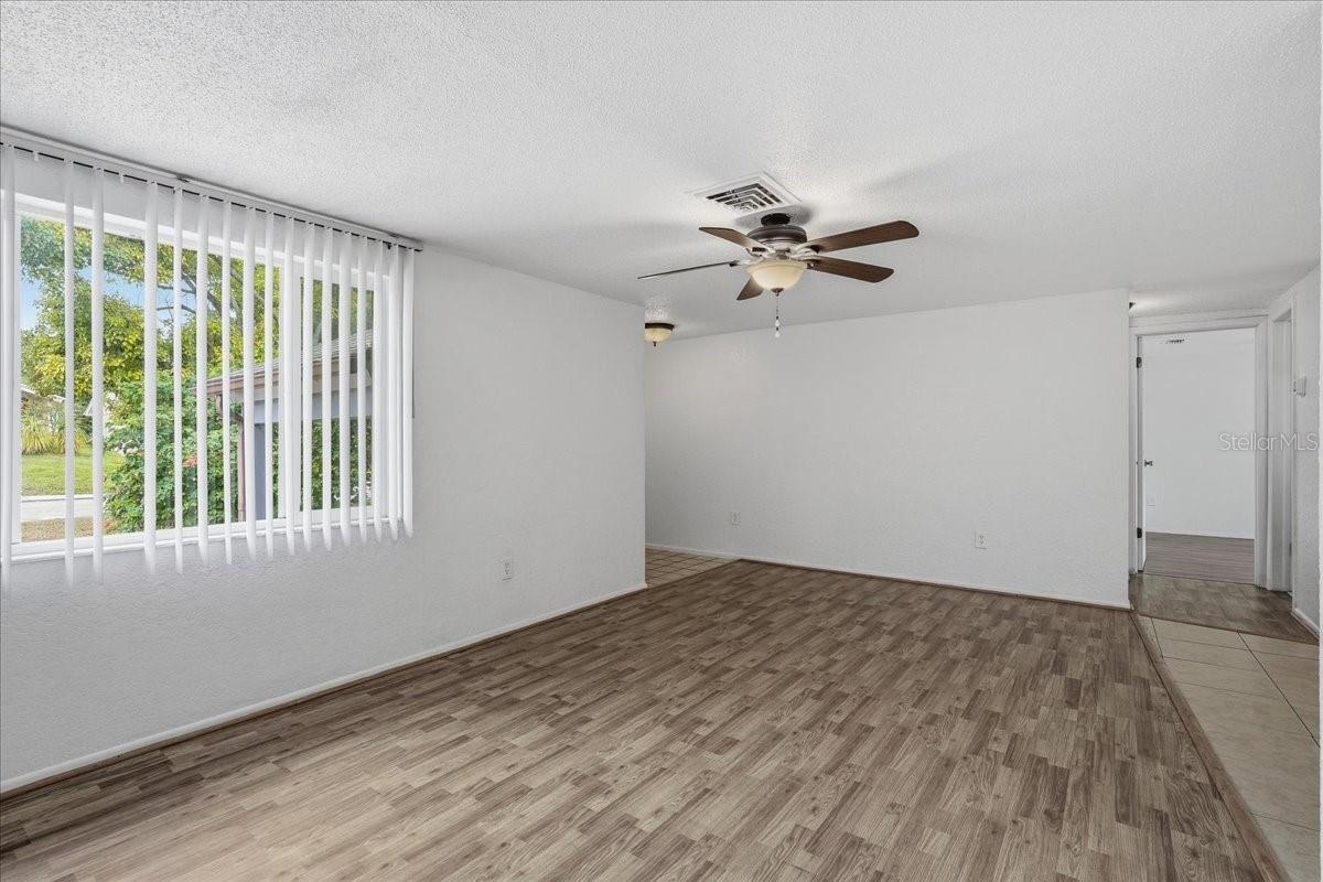 12404 COBBLE STONE DR — photo 12
