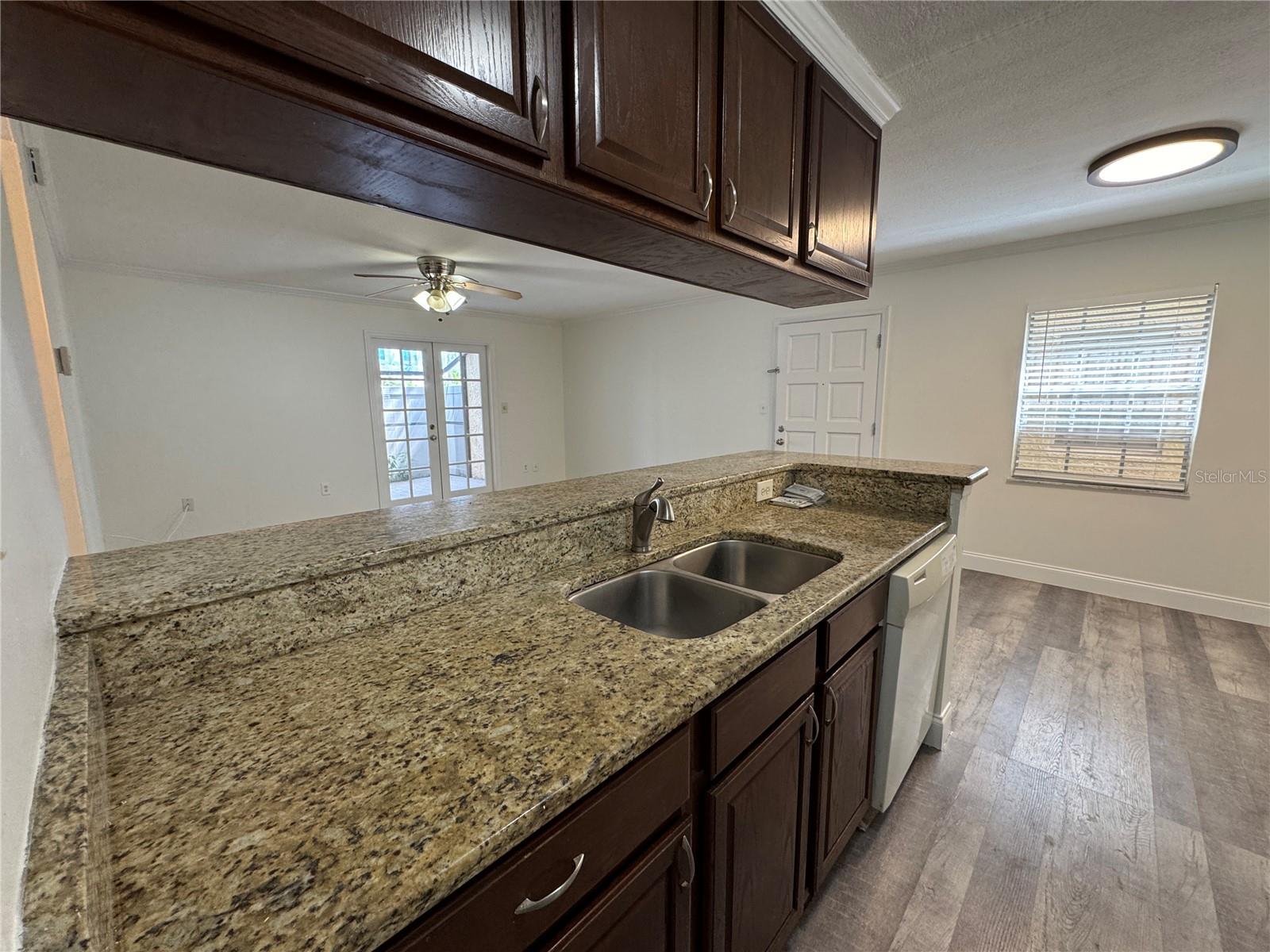 5306 W KENNEDY BLVD #112 — photo 4