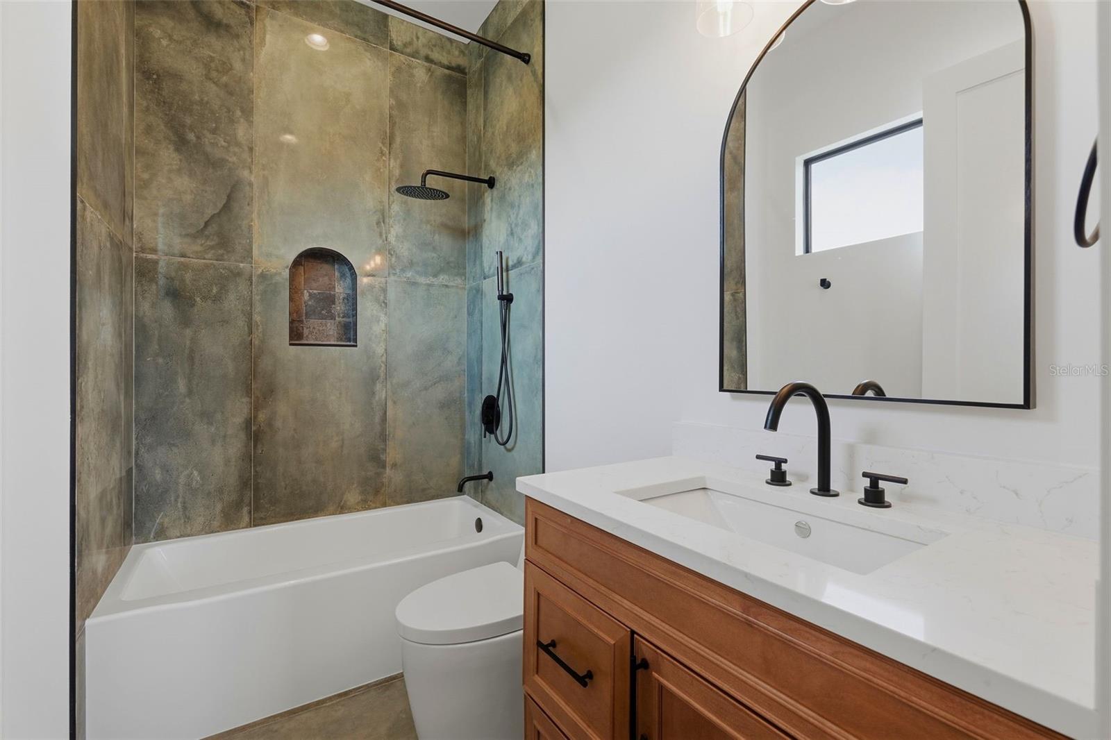 502 E DAVIS BLVD — photo 39