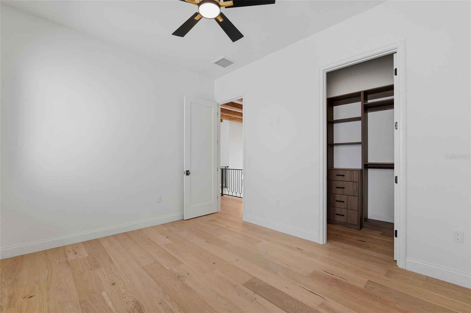 502 E DAVIS BLVD — photo 53
