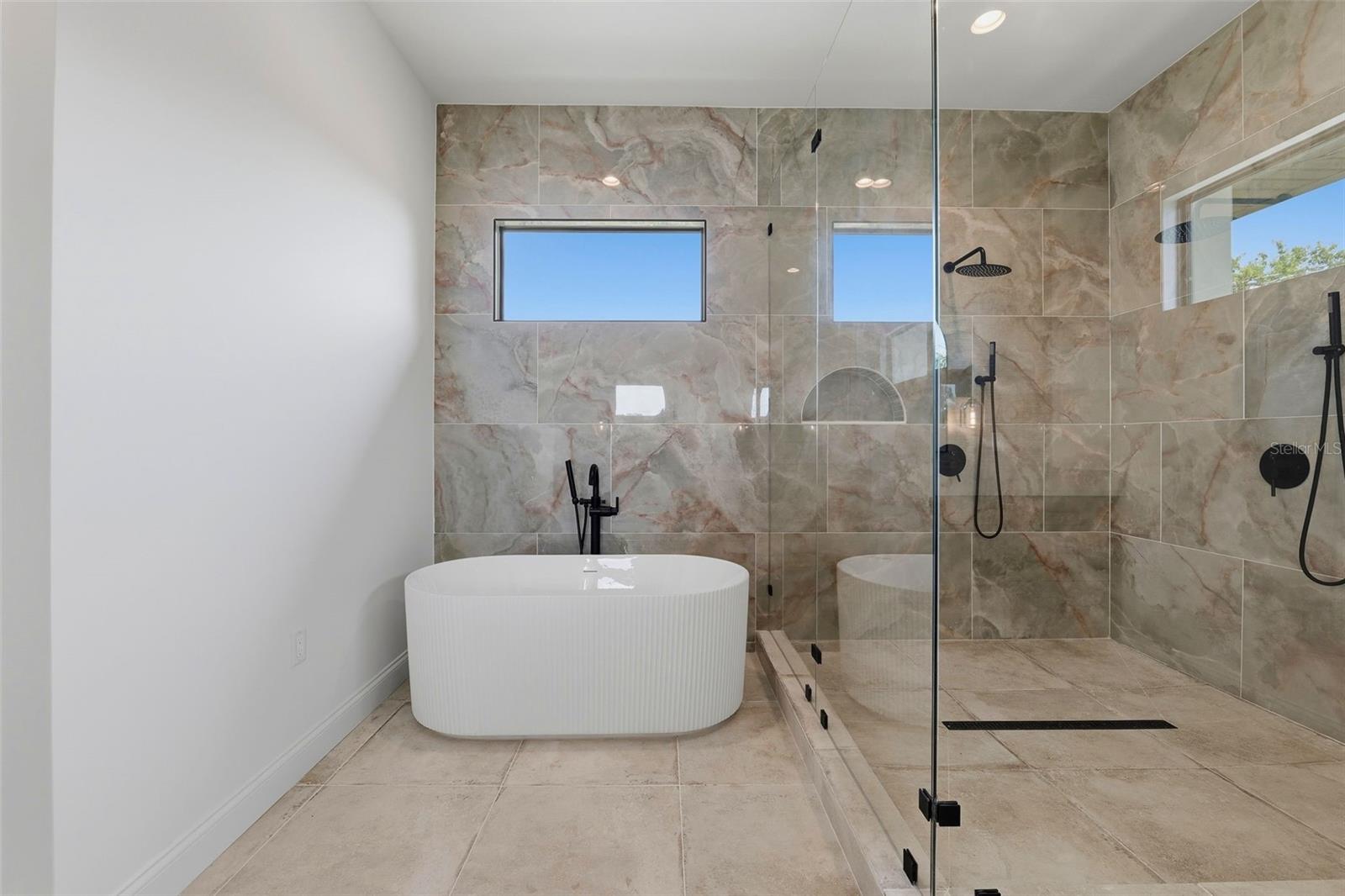 502 E DAVIS BLVD — photo 43