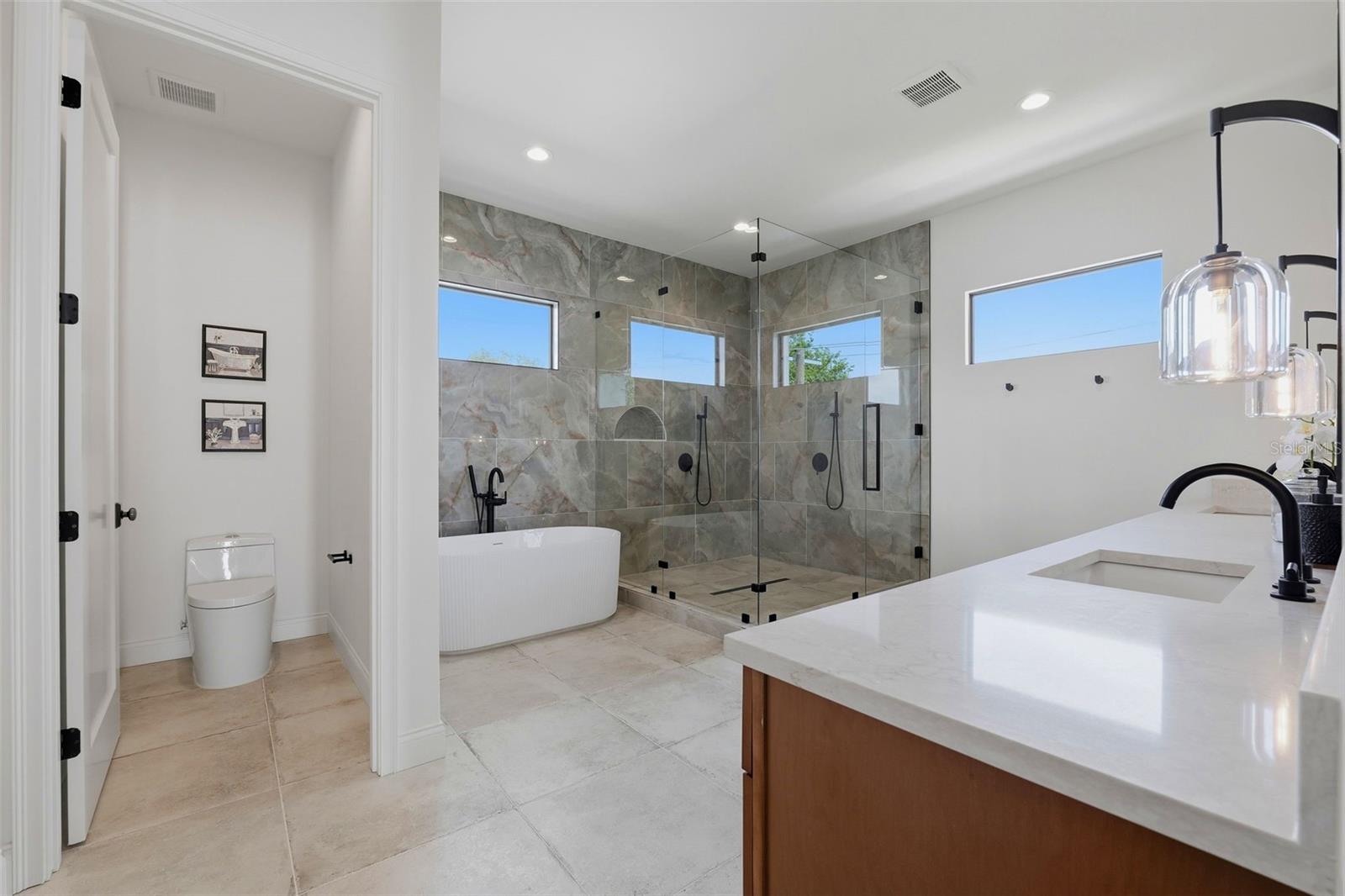 502 E DAVIS BLVD — photo 42