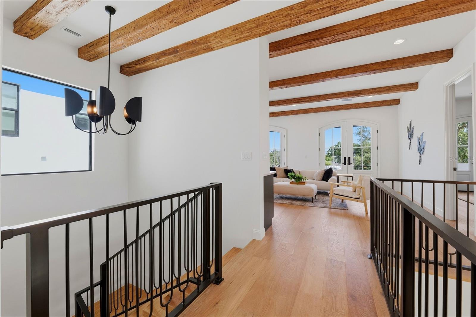 502 E DAVIS BLVD — photo 32