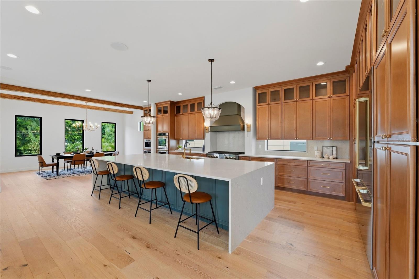502 E DAVIS BLVD — photo 17