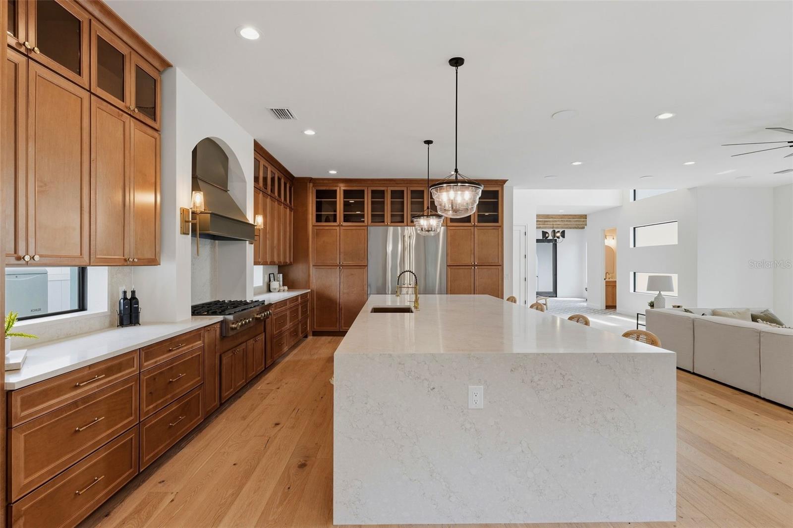502 E DAVIS BLVD — photo 20