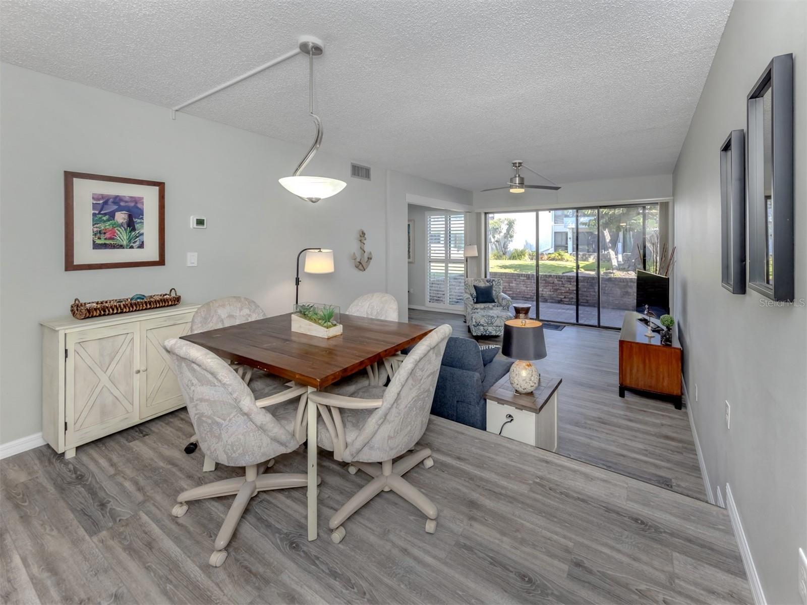 1555 TARPON CENTER DR #140 — photo 4