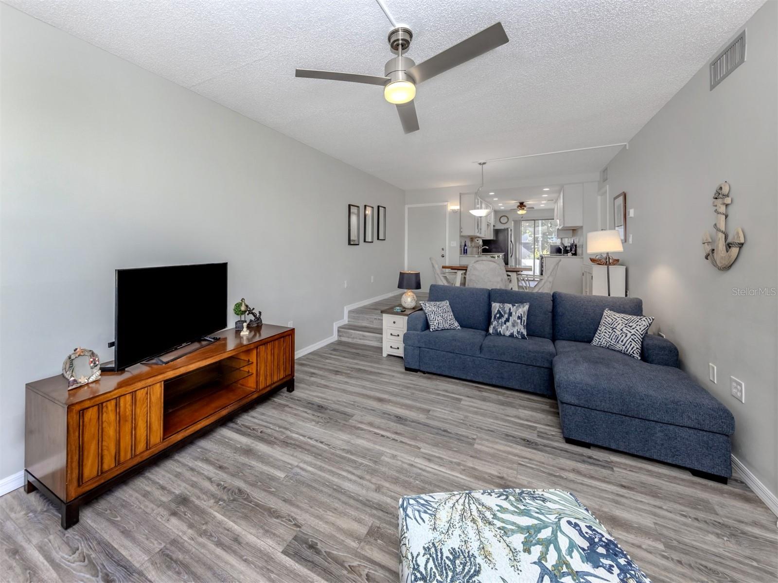 1555 TARPON CENTER DR #140 — photo 15
