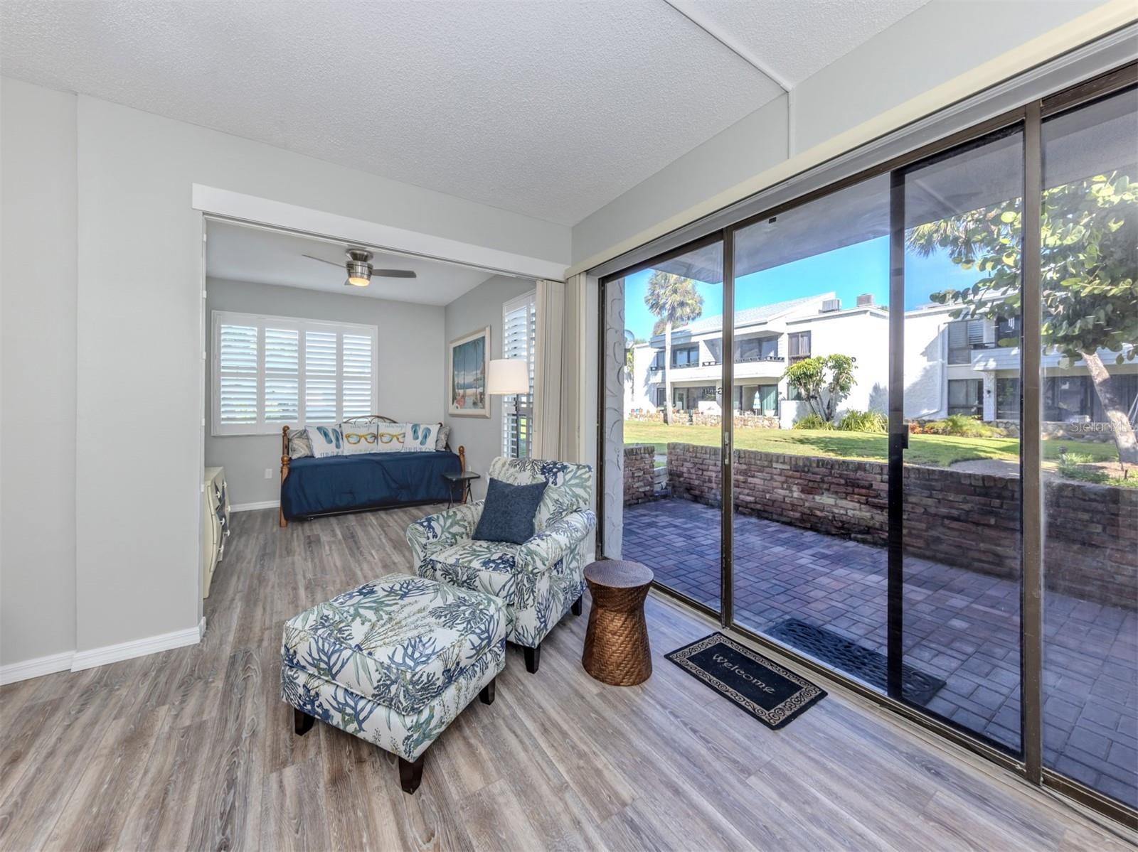 1555 TARPON CENTER DR #140 — photo 13