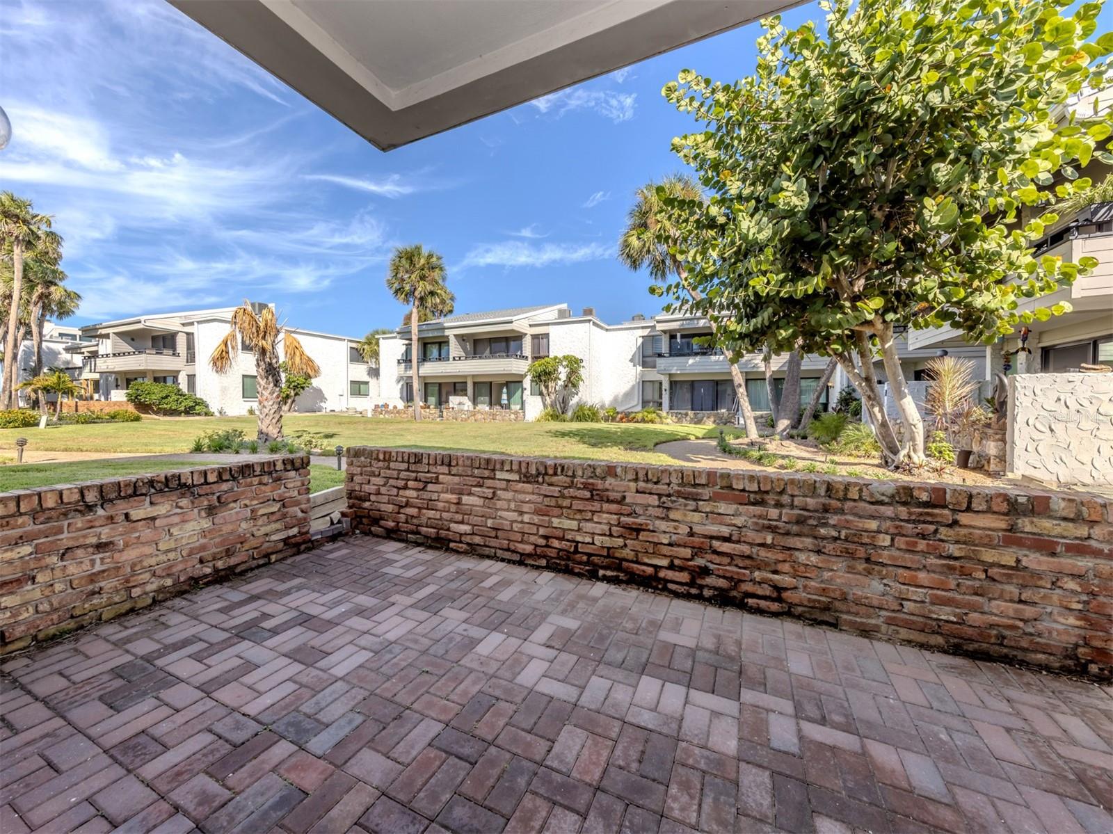 1555 TARPON CENTER DR #140 — photo 25
