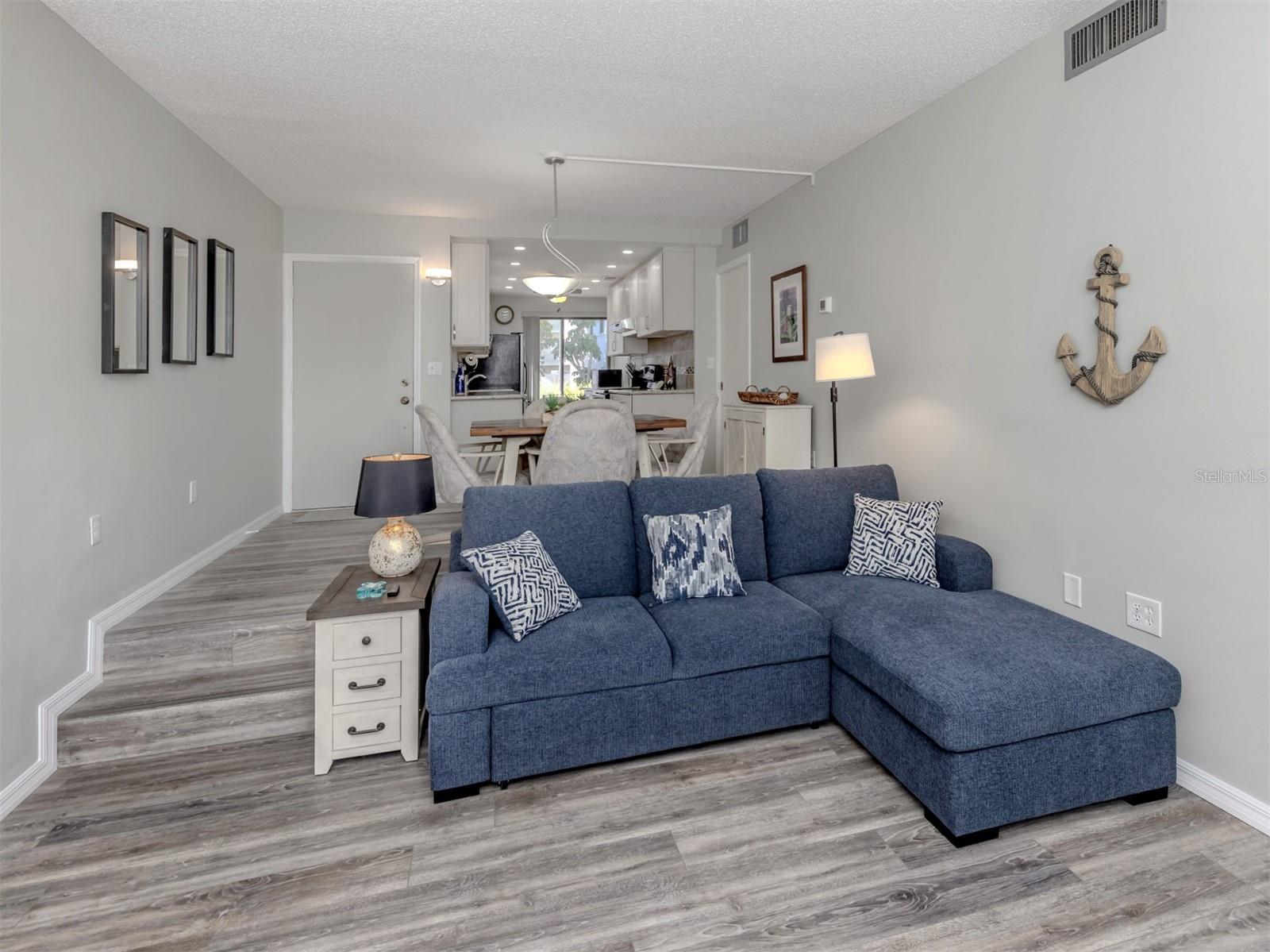 1555 TARPON CENTER DR #140 — photo 9