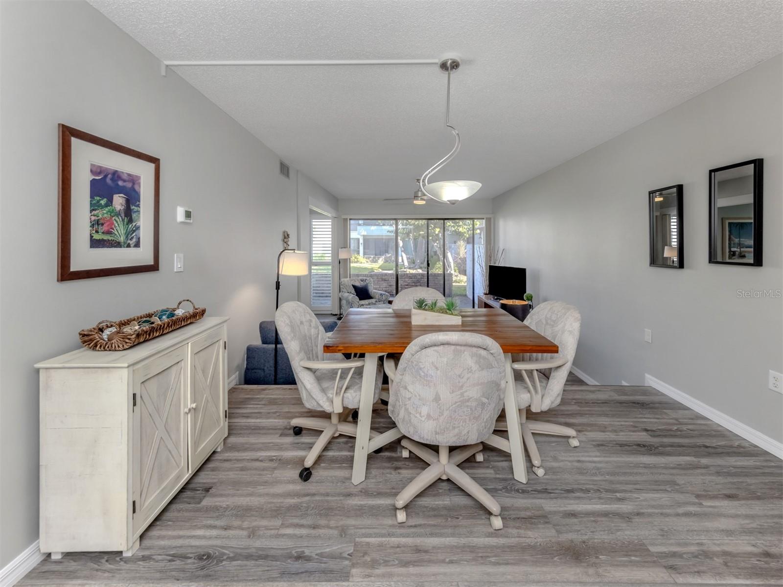 1555 TARPON CENTER DR #140 — photo 5