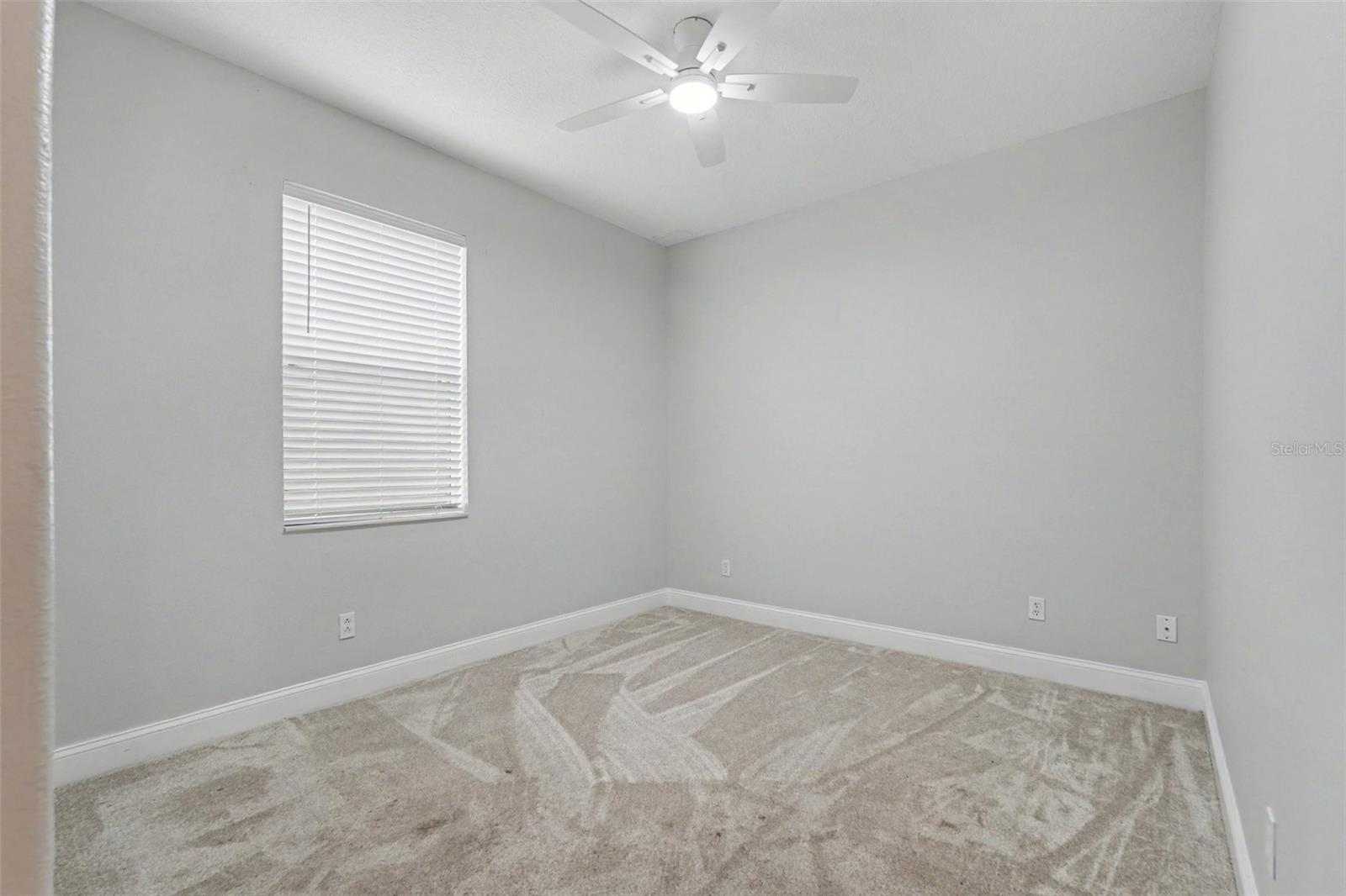 17511 GLENAPP DR — photo 19