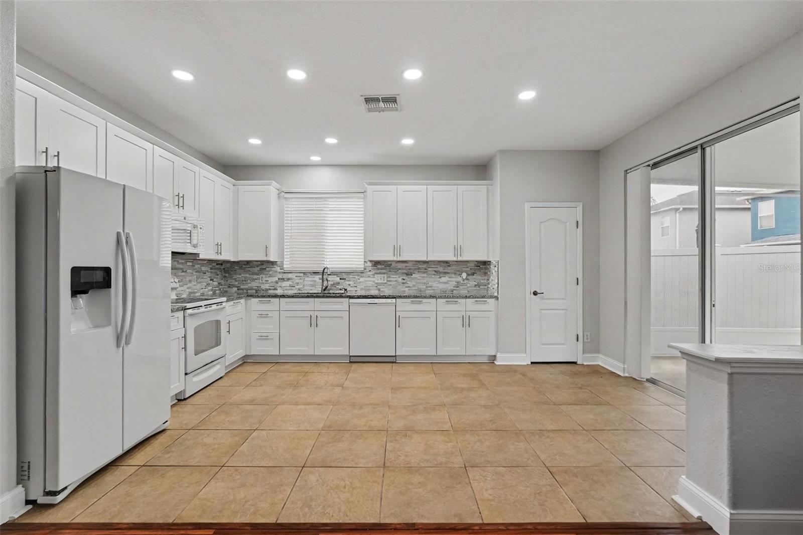 17511 GLENAPP DR — photo 7