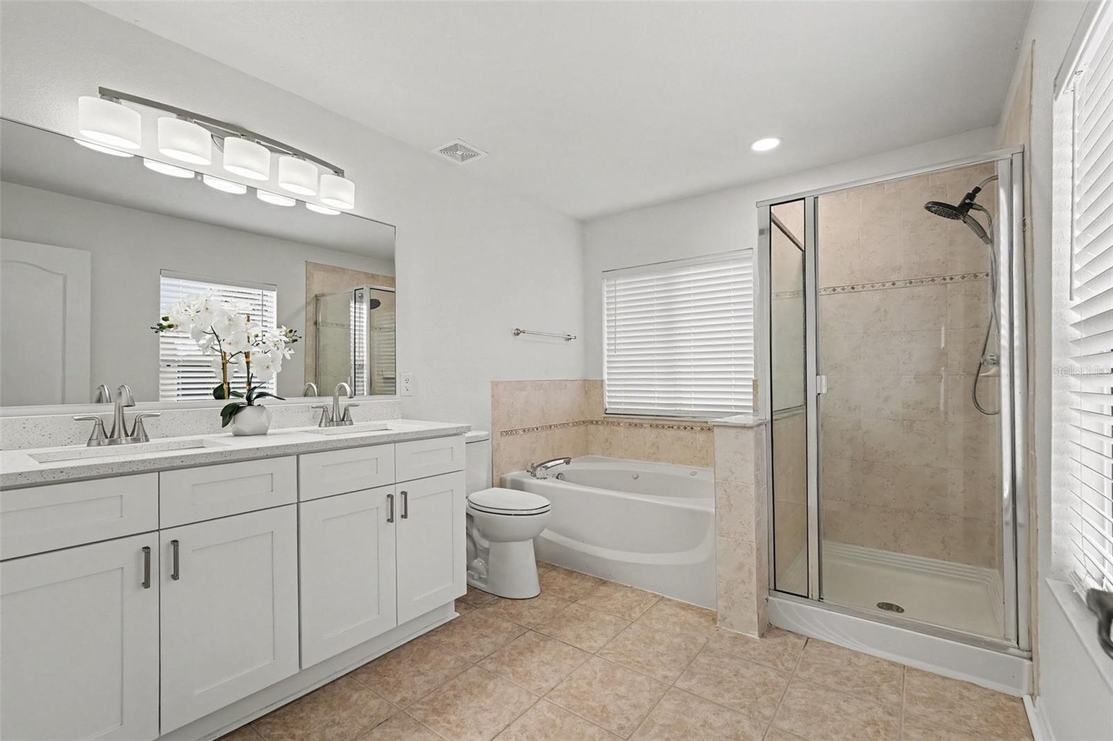 17511 GLENAPP DR — photo 17