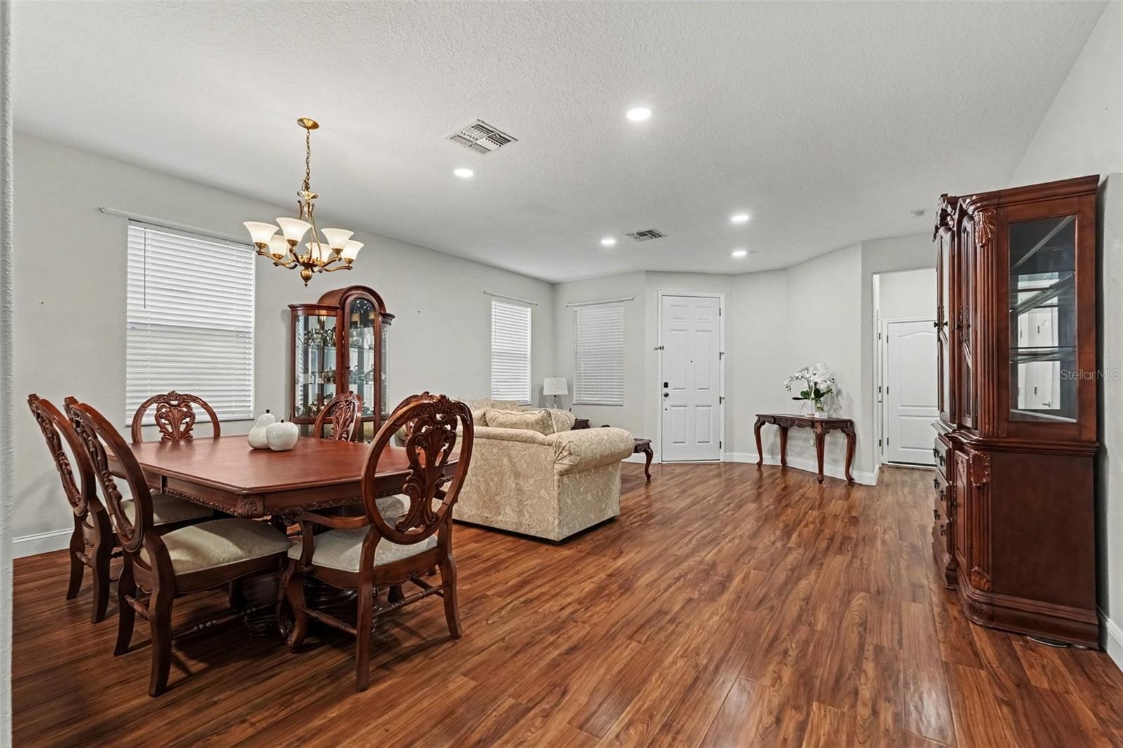 17511 GLENAPP DR — photo 6
