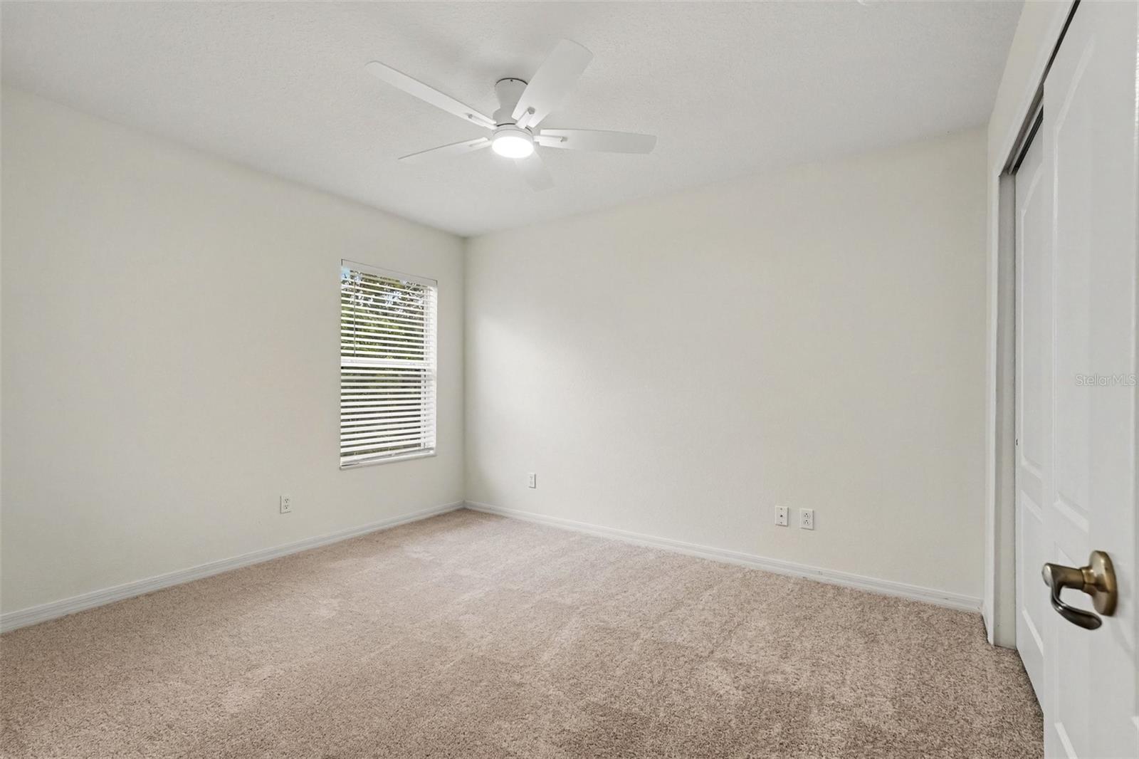 17511 GLENAPP DR — photo 21