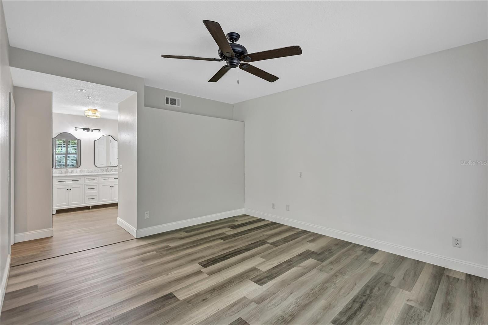 5520 FAIR OAKS ST — photo 31