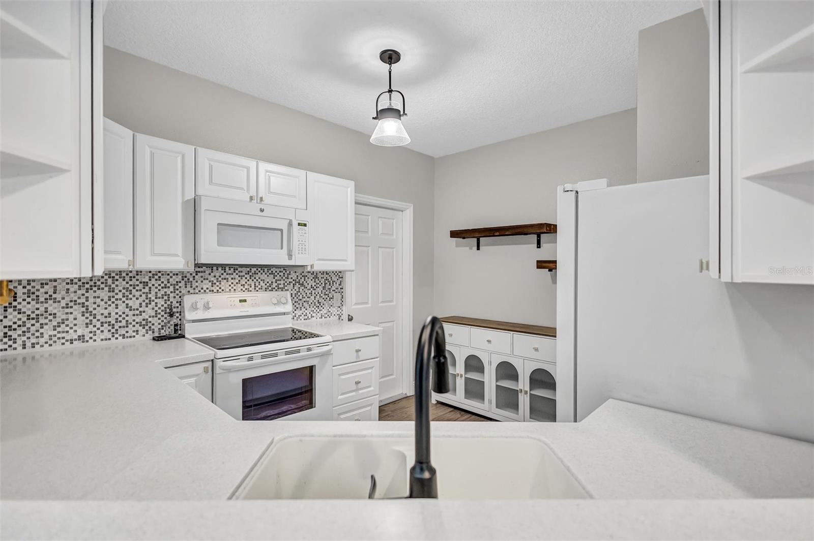 5520 FAIR OAKS ST — photo 23