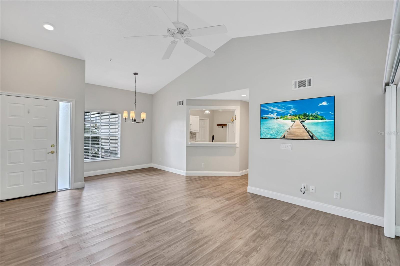 5520 FAIR OAKS ST — photo 9