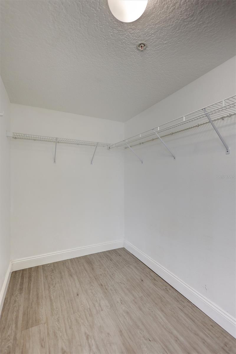 5520 FAIR OAKS ST — photo 33