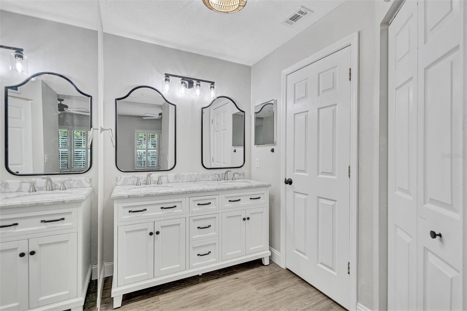 5520 FAIR OAKS ST — photo 32