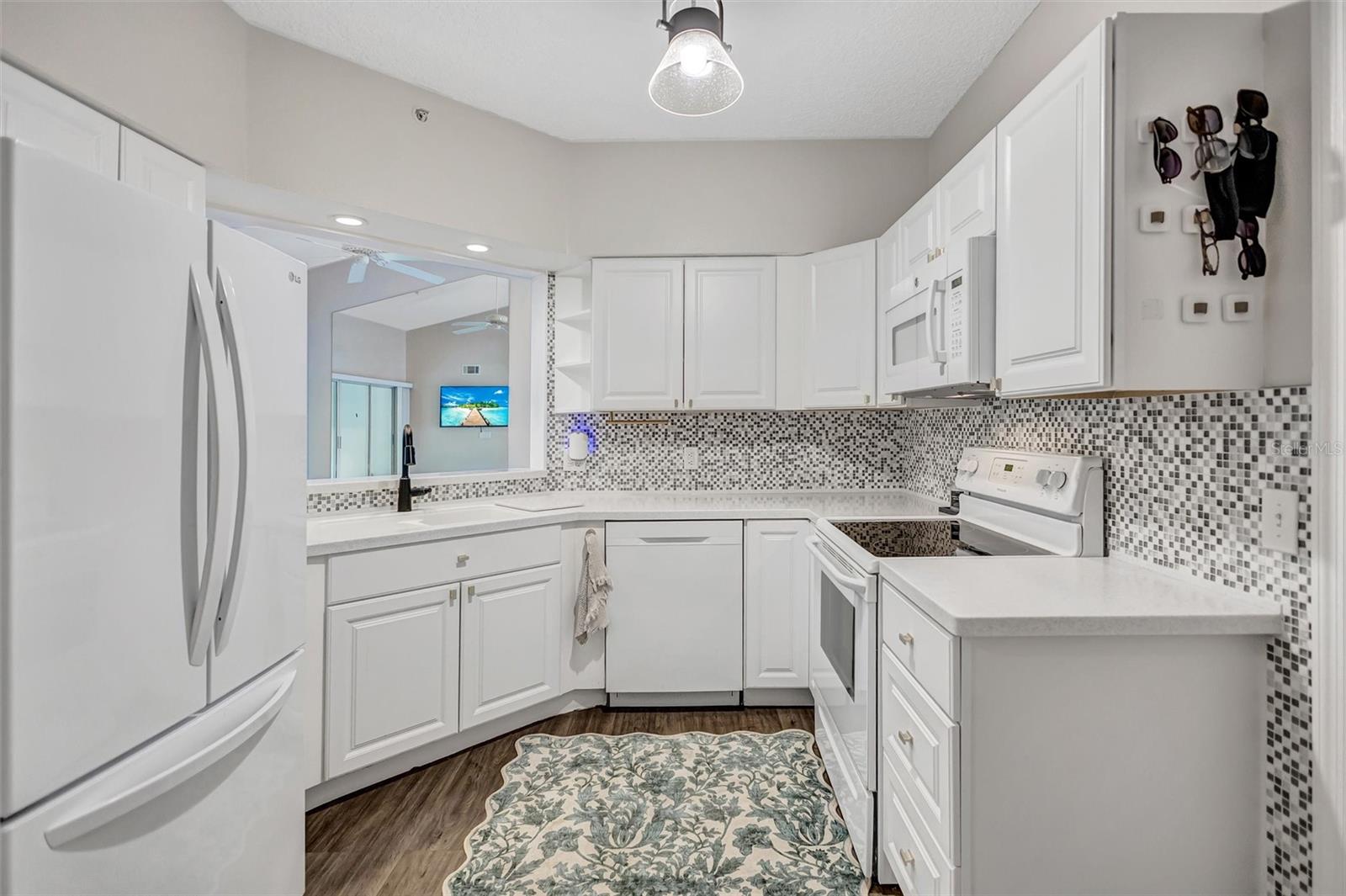 5520 FAIR OAKS ST — photo 25