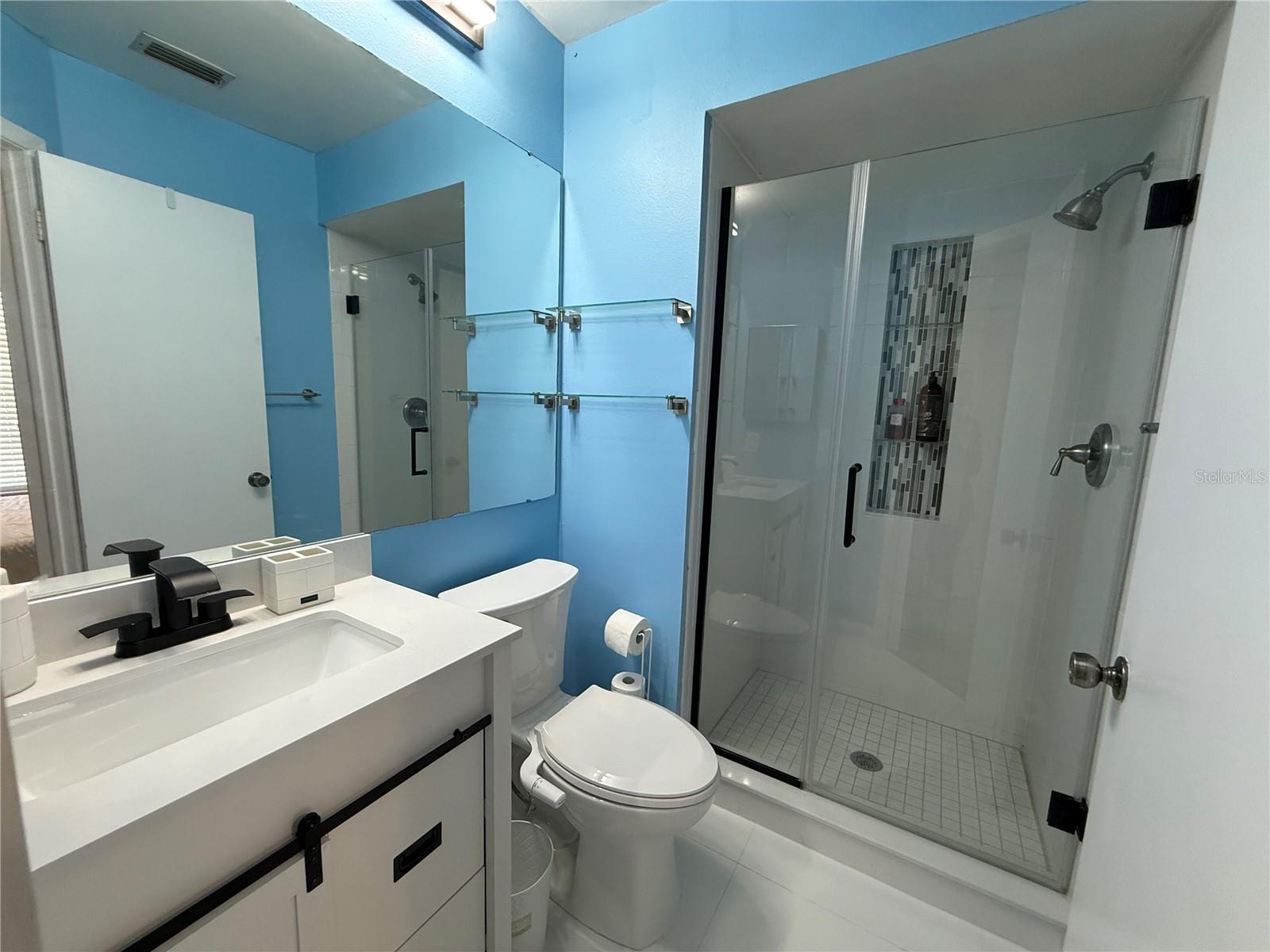 11316 GRANDVILLE DR — photo 17