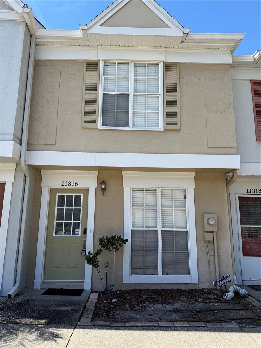 11316 GRANDVILLE DR — photo 2