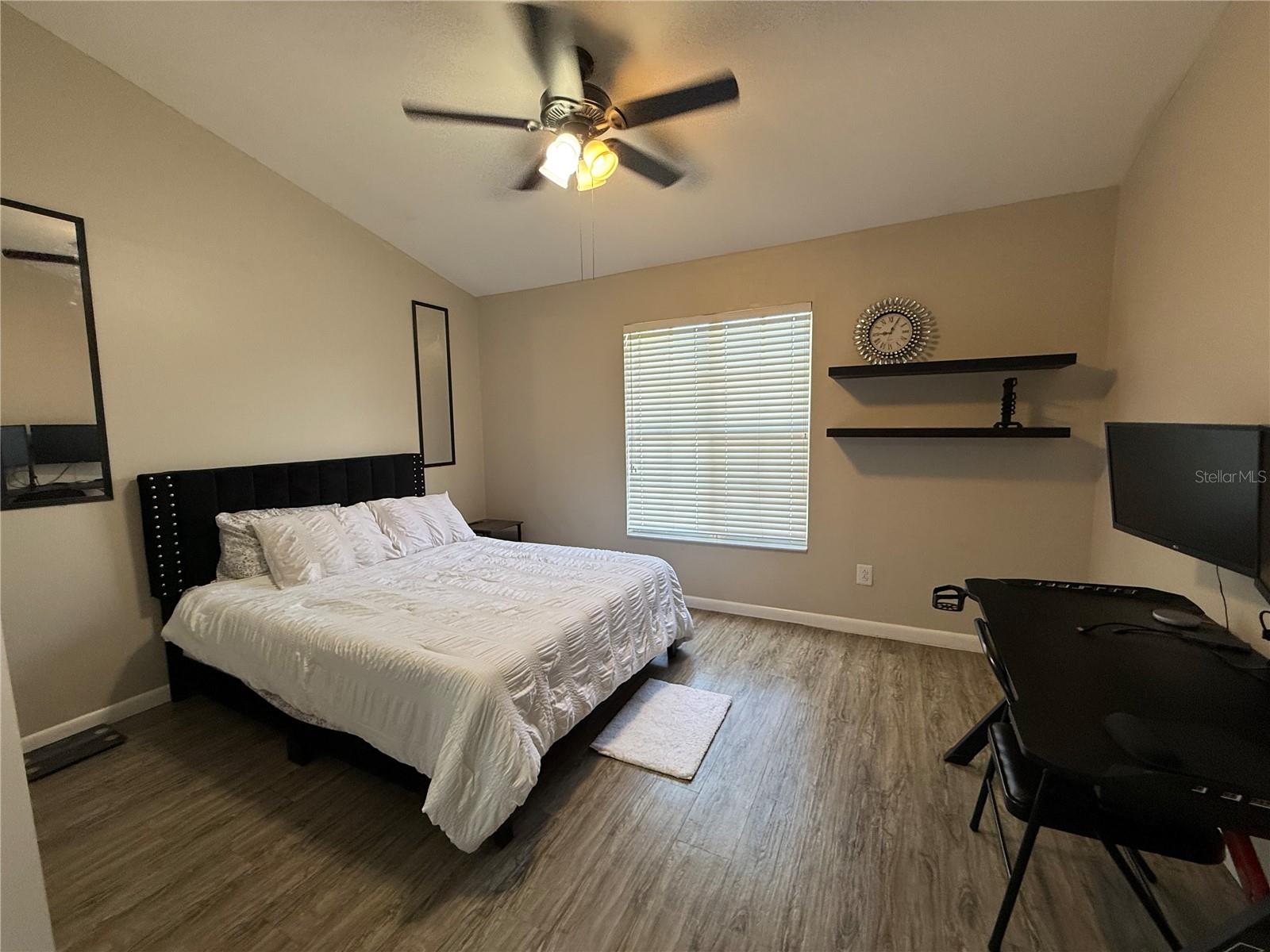 11316 GRANDVILLE DR — photo 12