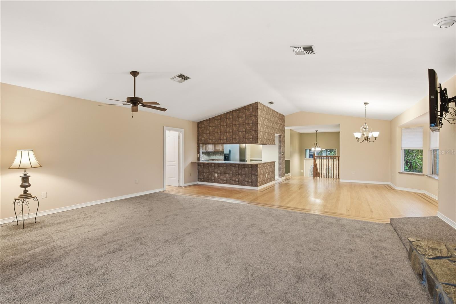 6225 BAYSIDE DR — photo 12