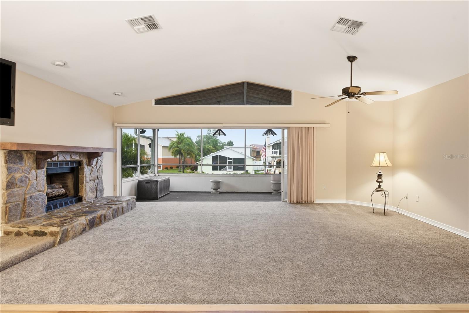 6225 BAYSIDE DR — photo 8