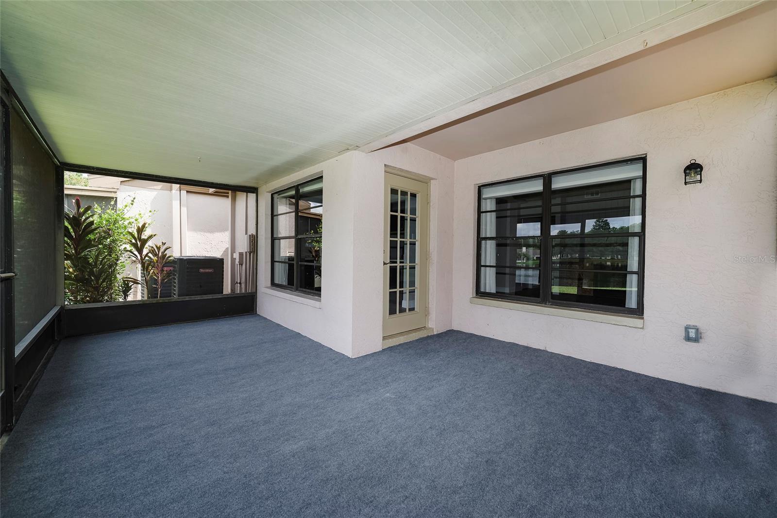 3430 HILLMOOR DR — photo 16