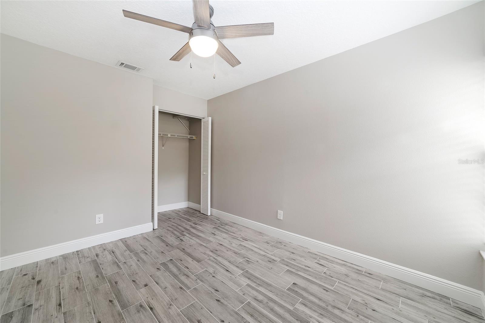 3430 HILLMOOR DR — photo 11