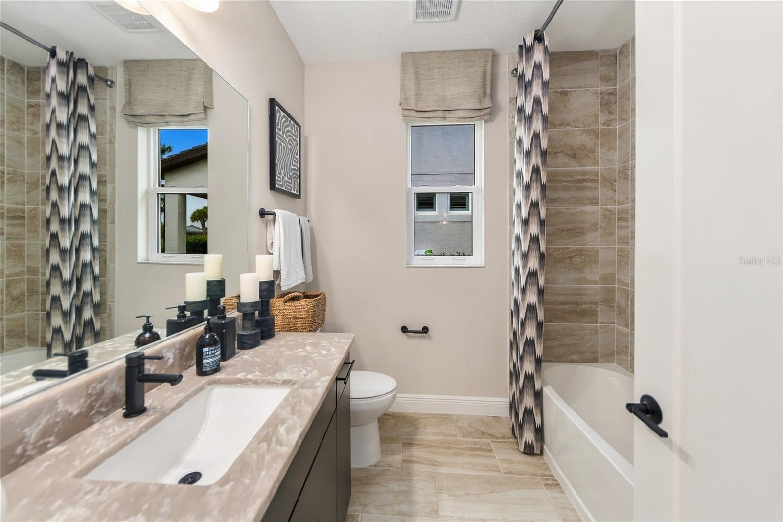 4719 WINSOME WAY — photo 42