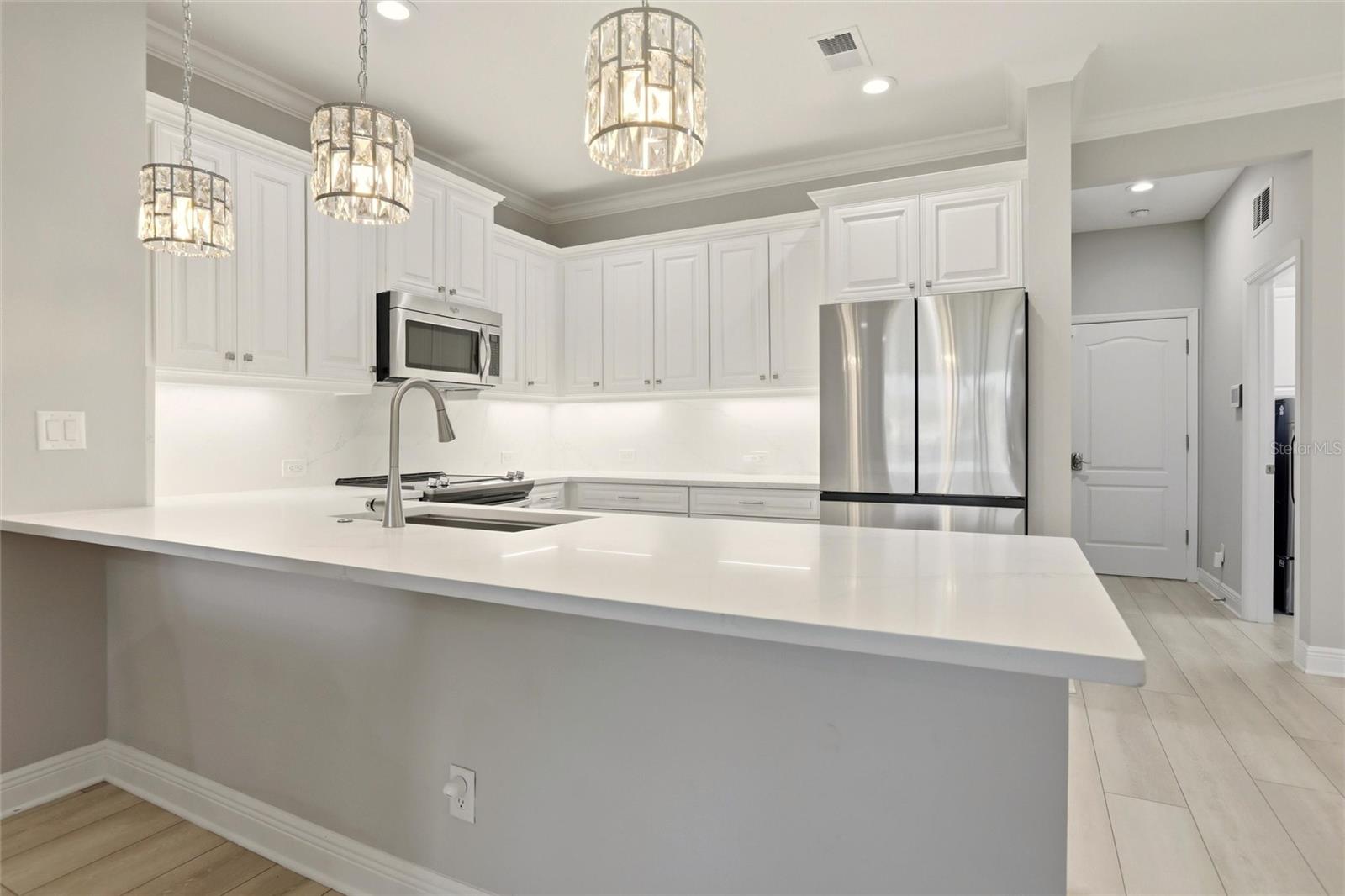 8142 MIRAMAR WAY — photo 11