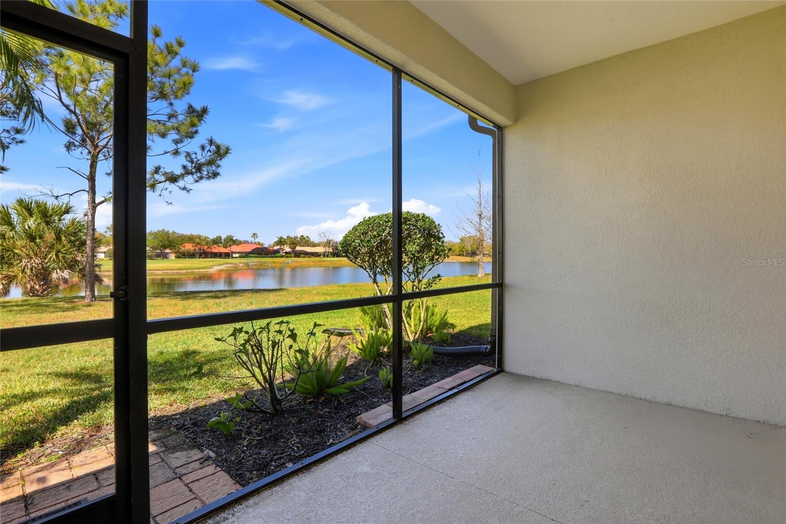 8142 MIRAMAR WAY — photo 33