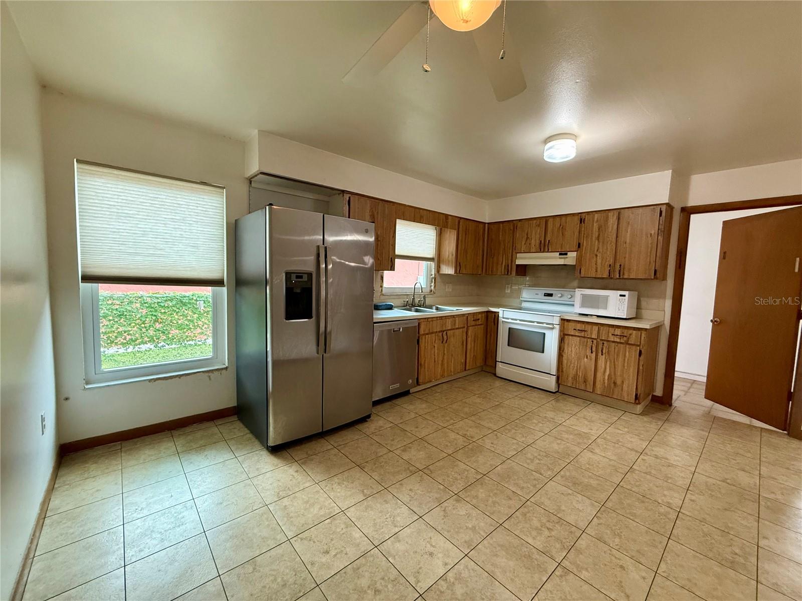 7523 BLOSSOM AVE — photo 13