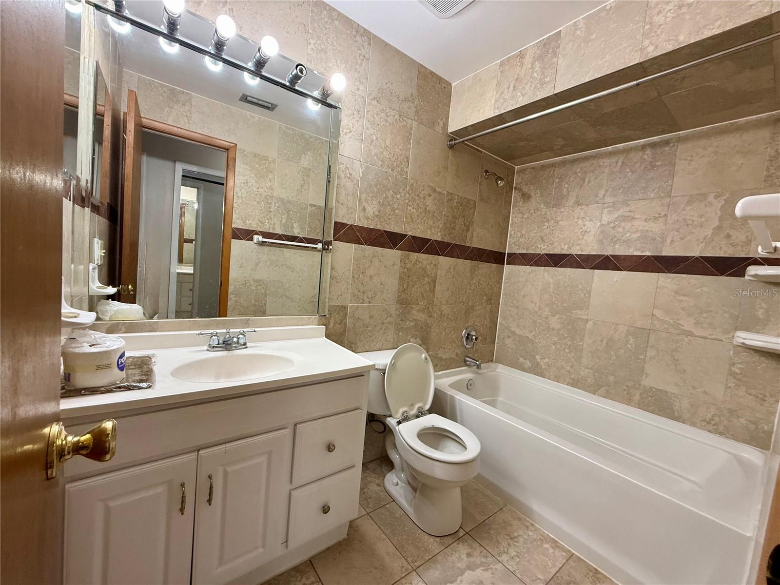 7523 BLOSSOM AVE — photo 27
