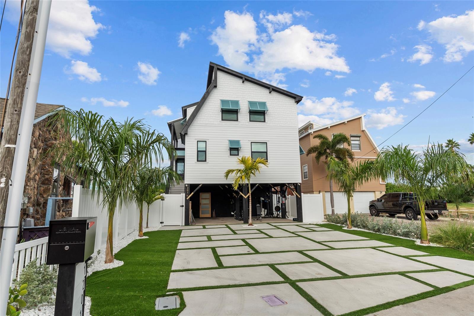 12016 LAGOON LN — photo 36