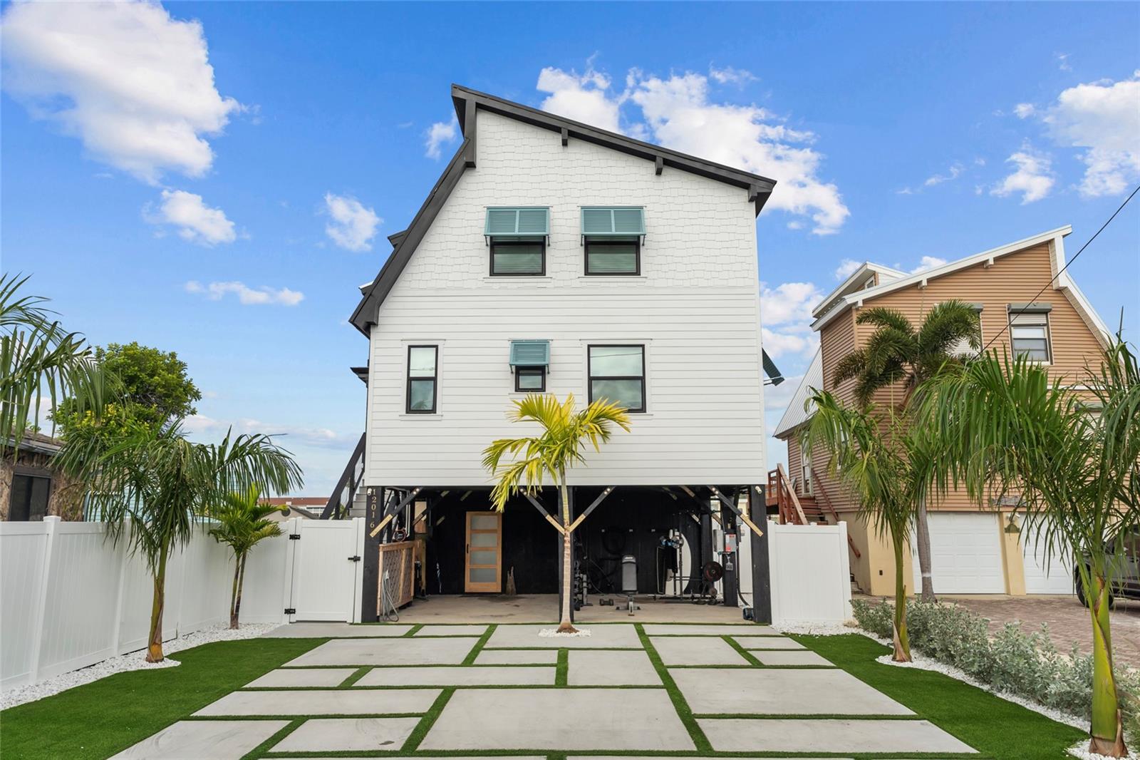 12016 LAGOON LN — photo 2